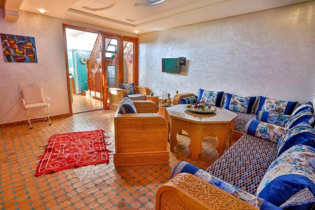 Charming Home With Private Terrace Есувейра Екстериор снимка
