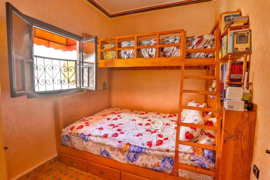Charming Home With Private Terrace Есувейра Екстериор снимка